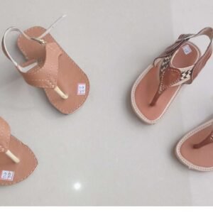 REF: A11 - ABARCAS UNISEX( NIÑA/ NIÑO) TALLA  21